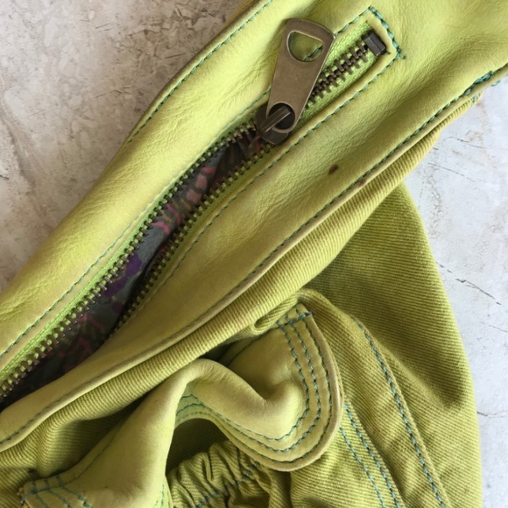 MARC JACOBS 🍏Green Cotton & Leather Messenger Bag - Picture 6 of 8